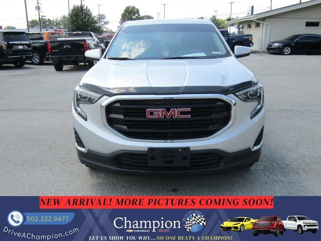 Used 2018 QUICKSILVER METALLIC GMC SLE image 2