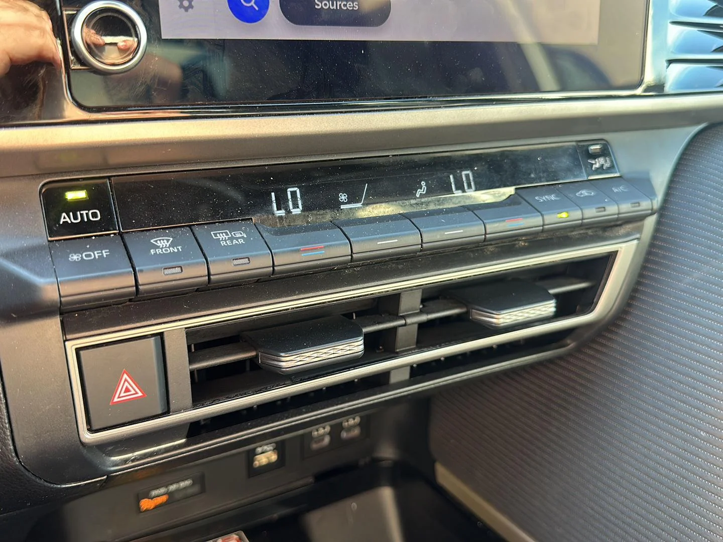 Used 2025 Ice Toyota XSE image 17