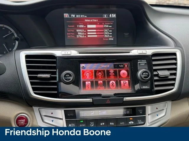 Used 2013 Red Honda EX-L image 22