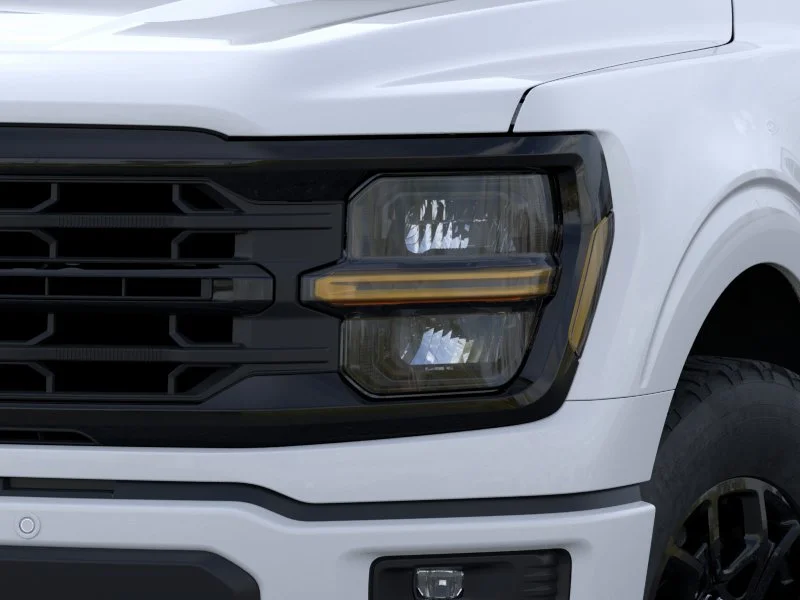 New 2026 Oxford White Ford XLT image 18