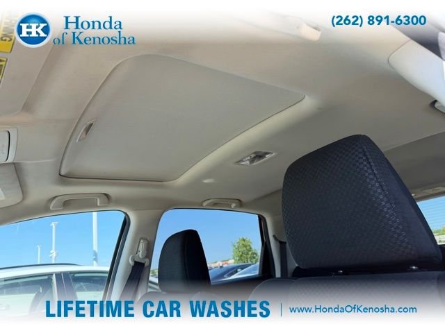 Used 2015 Alabaster Silver Metallic Honda EX image 5