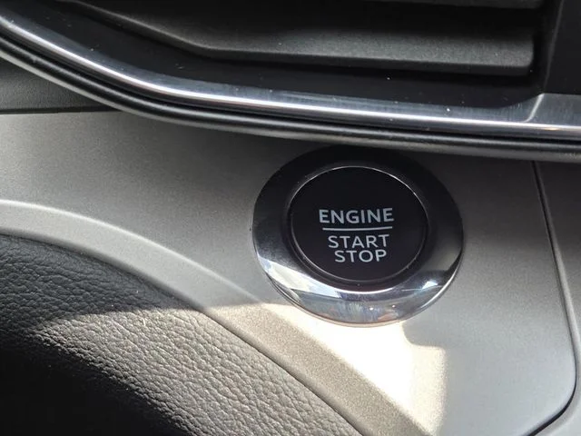 Used 2024 White Ford XLT image 18