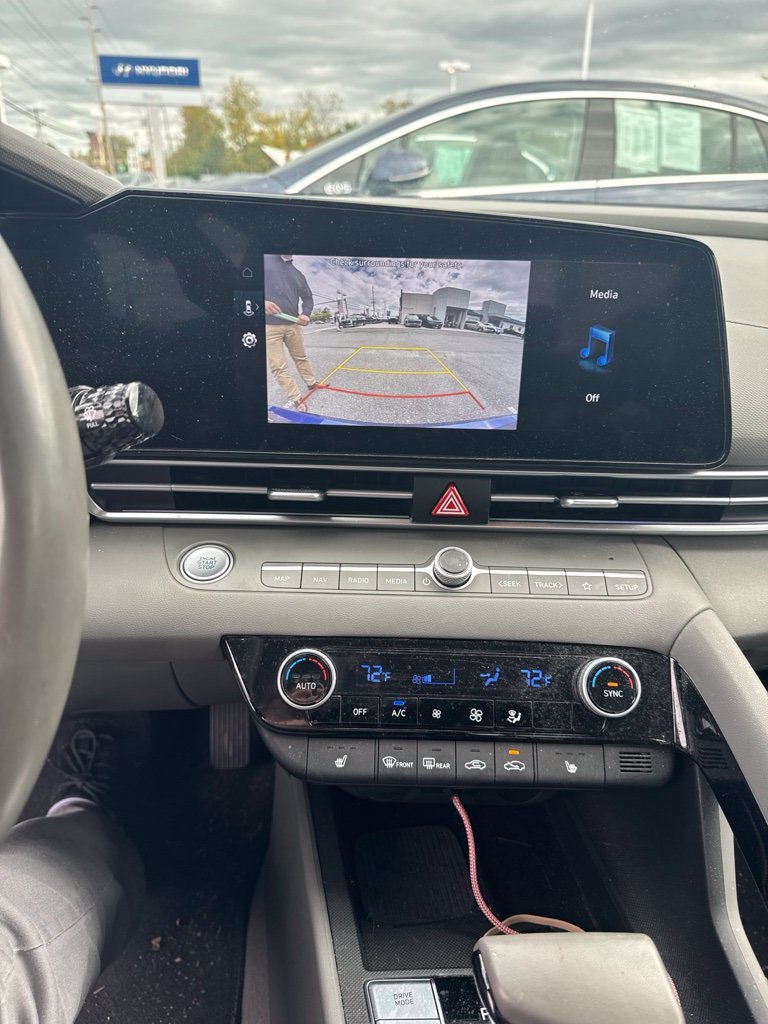 Certified Used 2024 Blue Hyundai SEL image 7