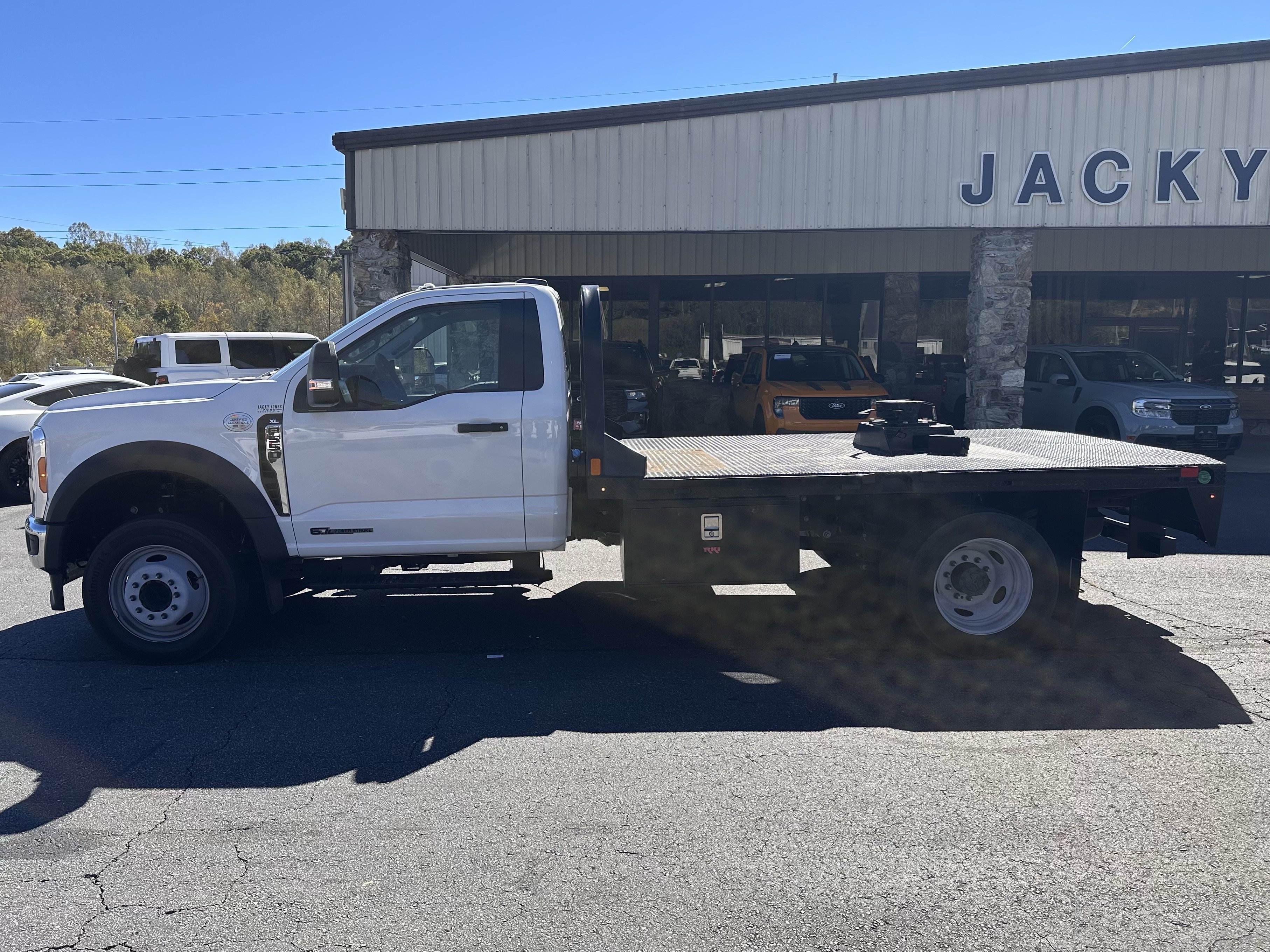 2024 Ford F-550 Super Duty Chassis Cab
