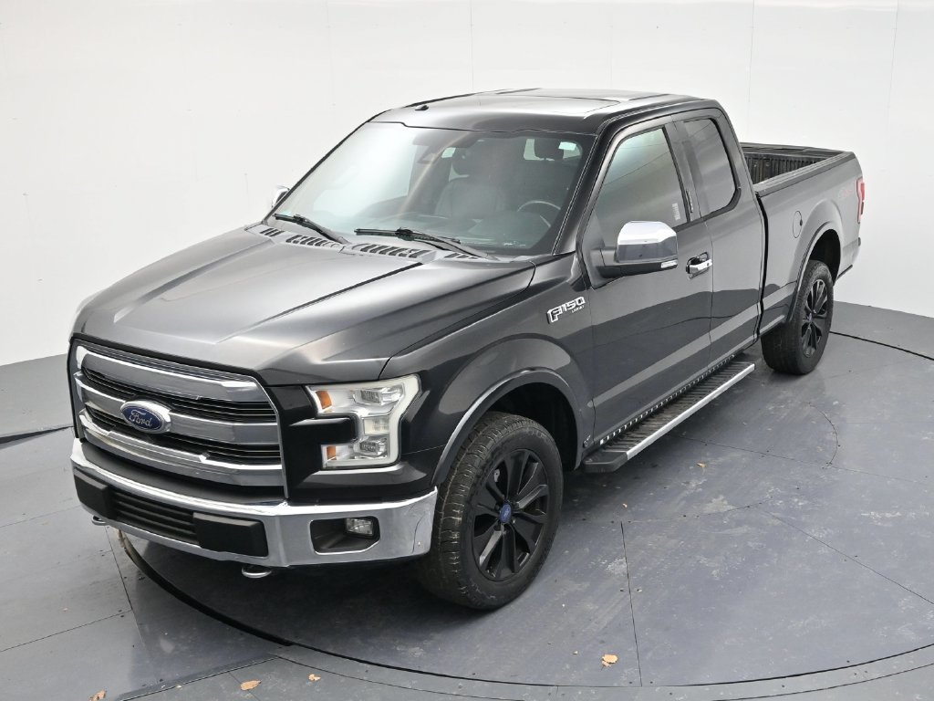 Used 2015 Black Ford Lariat image 39