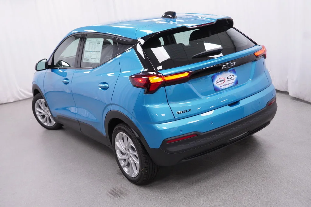 New 2027 Marina Blue Metallic Chevrolet LT image 35