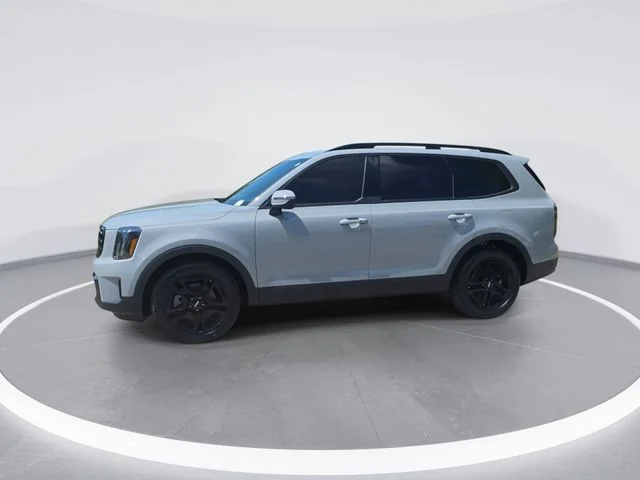 Used 2024 Gray Kia EX X-Line image 4