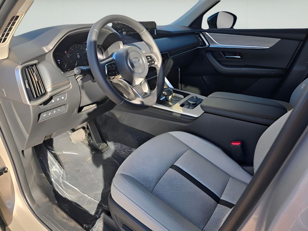 Used 2025 Platinum Quartz Mazda Premium Sport image 25