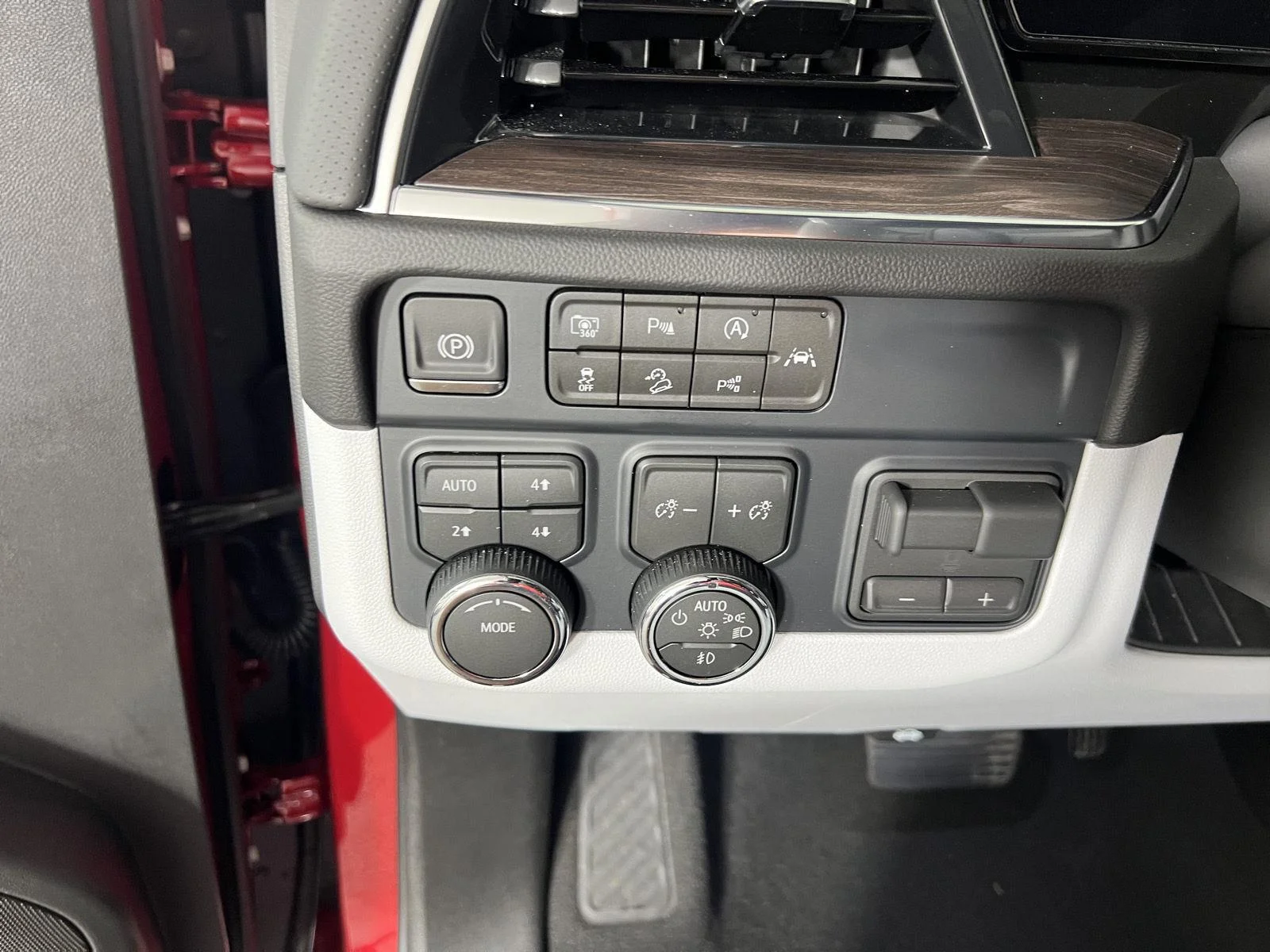 Used 2026 Radiant Red Tintcoat Chevrolet Premier image 18