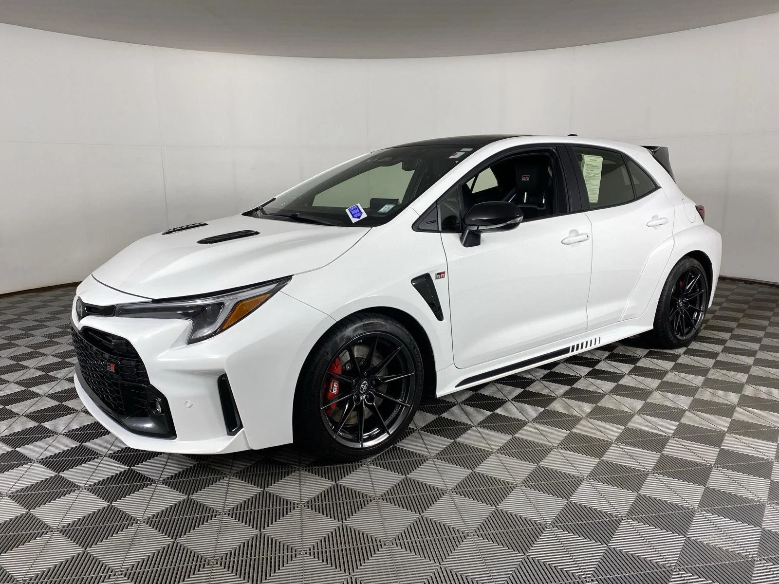 Used 2024 Ice Cap Toyota Circuit Edition image 6