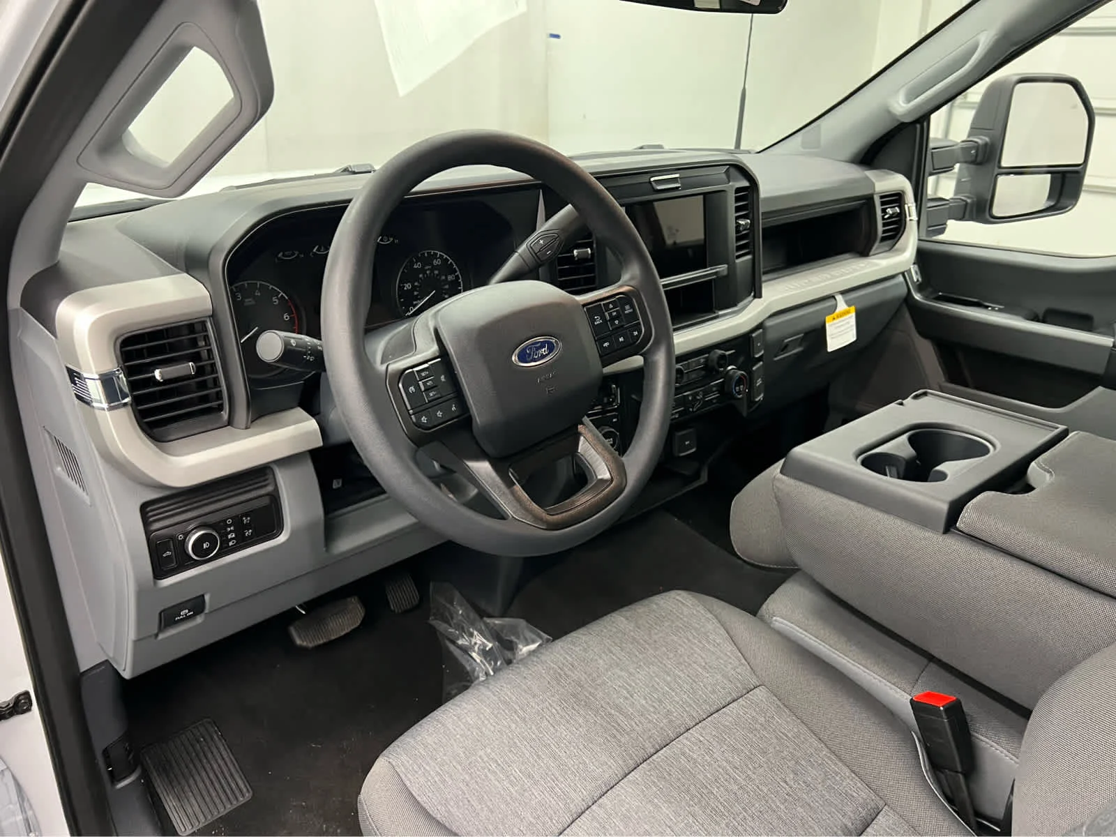 New 2026 Oxford White Ford XL image 10