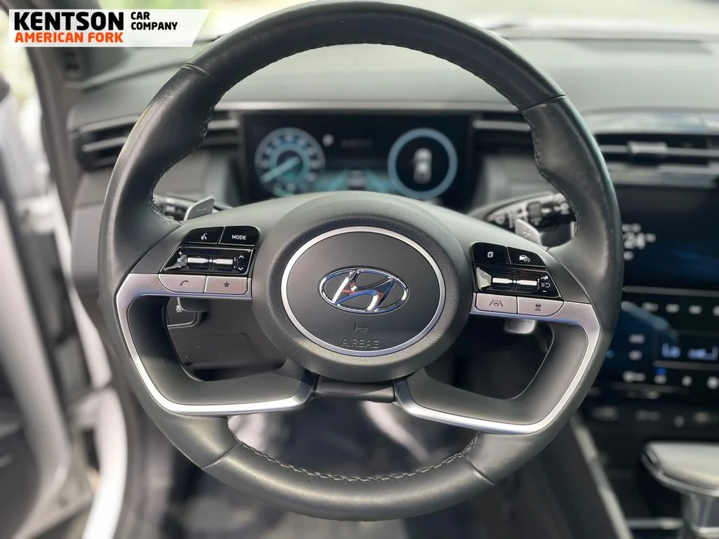 Used 2022 White Hyundai Limited image 21