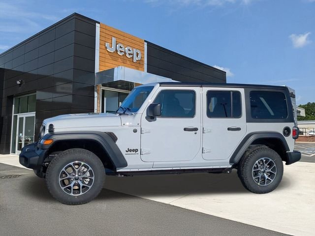New 2026 Bright White Clear-Coat Exterior Paint Jeep Sport S image 4