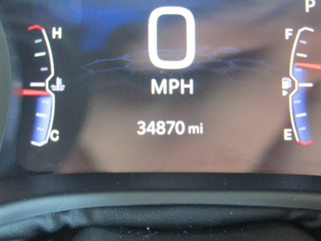Used 2025 Red Jeep Limited image 25