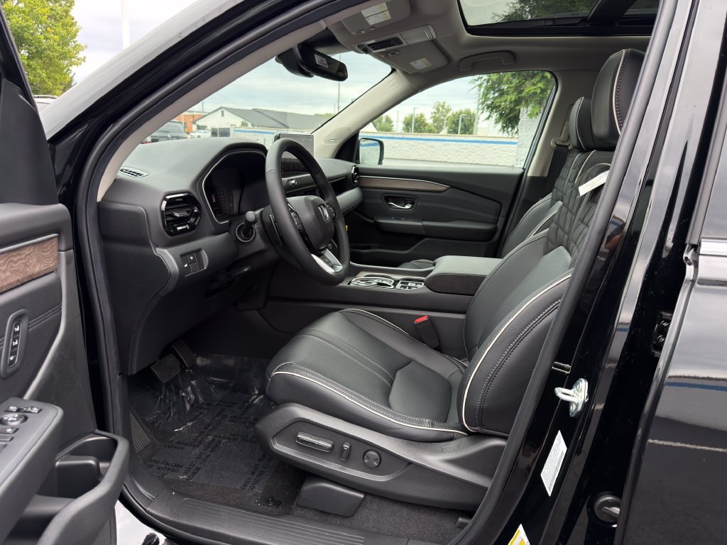 2026 Honda Pilot Elite - Photo 17
