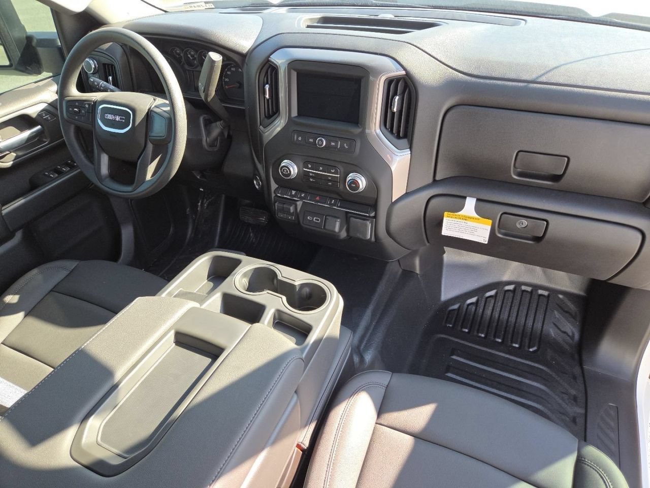 2026 GMC Sierra 3500 Chassis Cab Pro - Photo 29