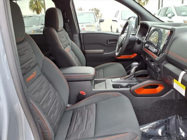 2026 Nissan Frontier PRO-X - Photo 6