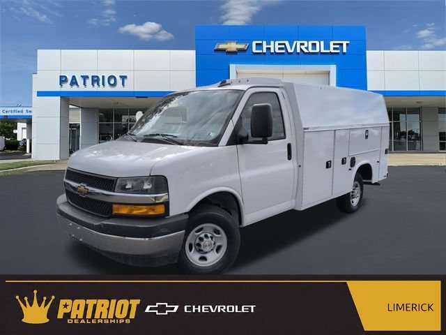2025 Chevrolet Express Cutaway 3500