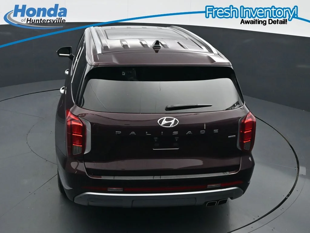 Used 2023 Burgundy Hyundai Limited image 22