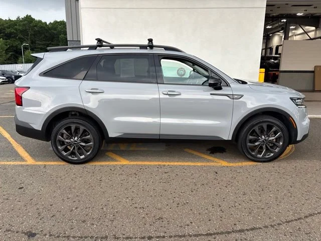 Used 2023 Wolf Gray Kia X-Line SX Prestige image 4