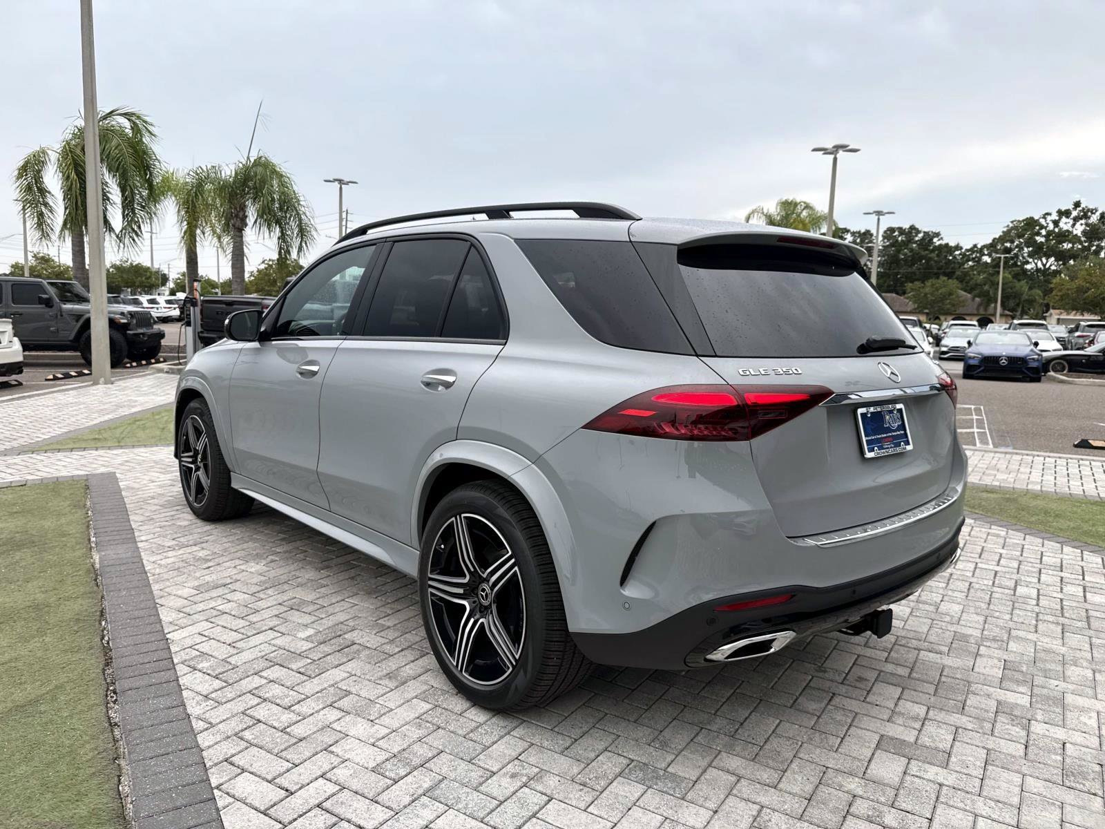 New 2026 Alpine Mercedes-Benz 350 4MATIC® SUV image 4