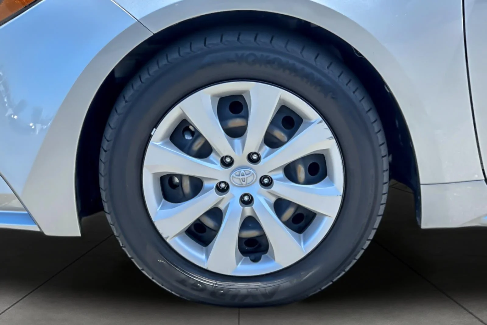 Certified Used 2024 CLASSIC SILVER Toyota Hybrid LE image 23