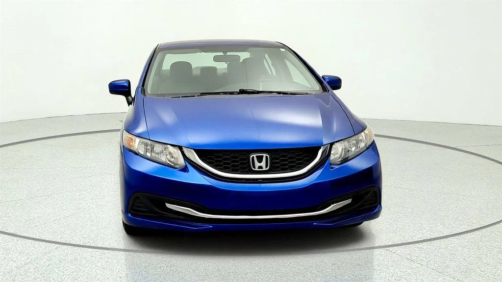 Used 2015 Dyno Blue Pearl Honda 4dr CVT LX image 2