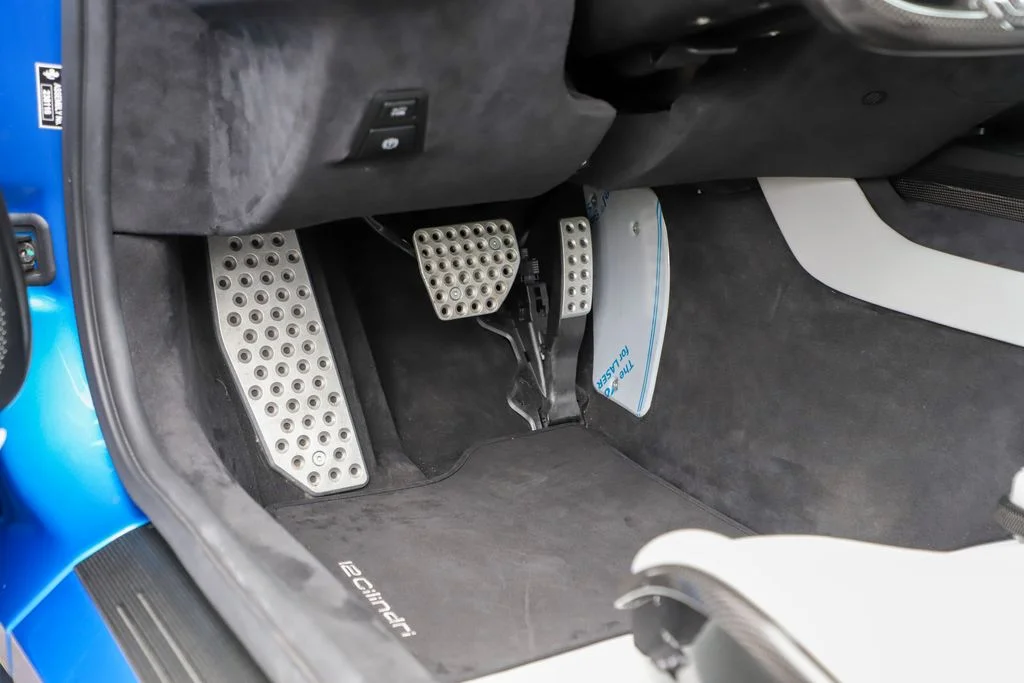 Used 2025 Blu Corsa Ferrari  image 52