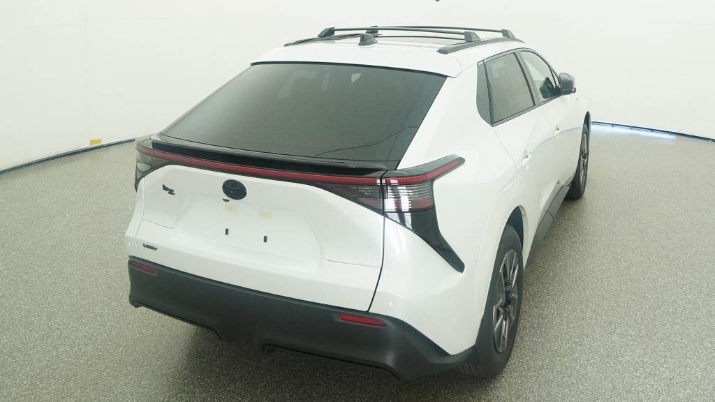 New 2026 Wind Chill Pearl Toyota XLE image 54