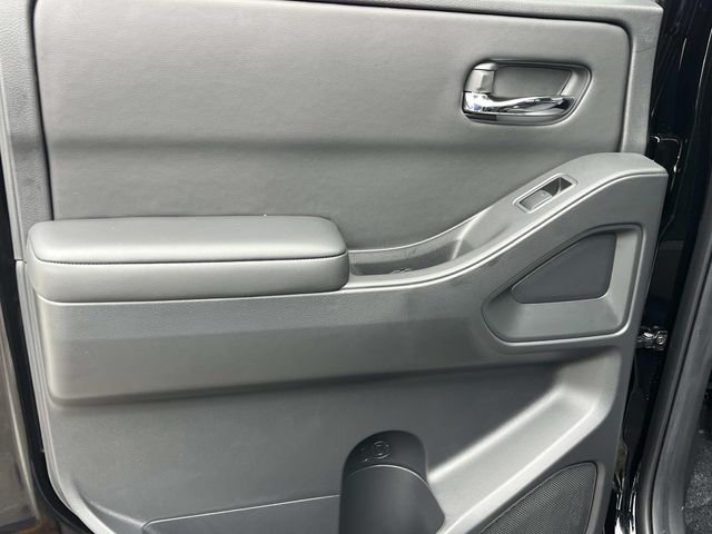 New 2026 Super Black Nissan Crew Cab SV image 18