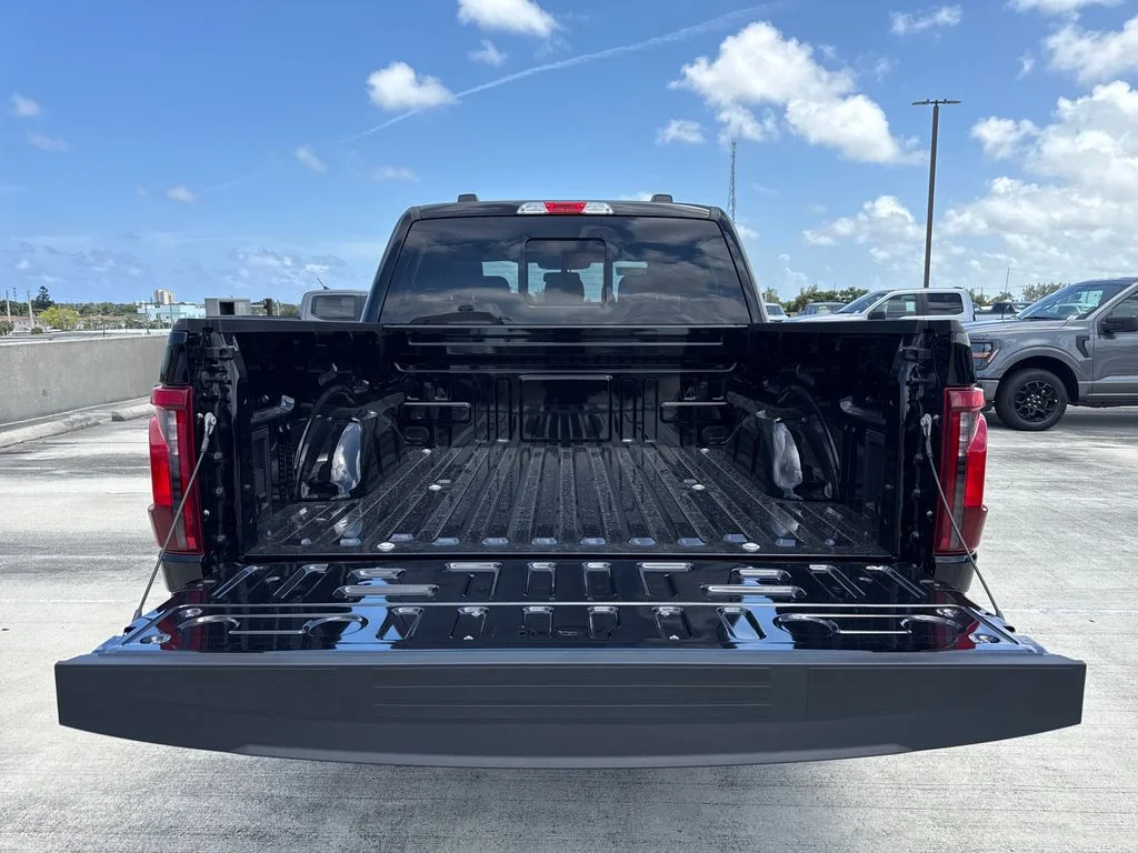 New 2026 Black Ford XLT image 36