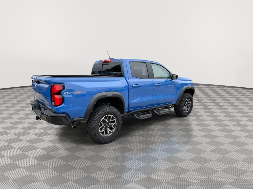 2026 Chevrolet Colorado ZR2 - Photo 10