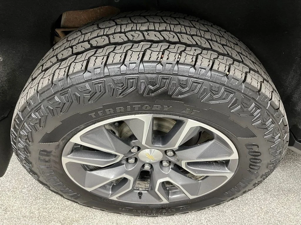 Used 2023 Red Chevrolet LS image 17