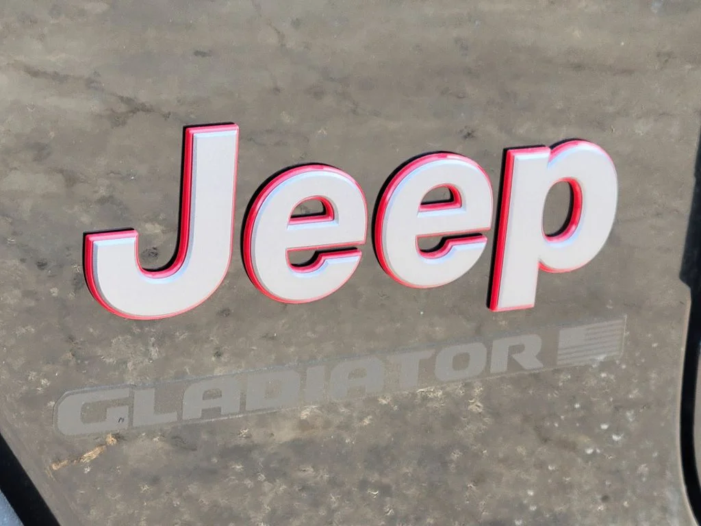 New 2026 Black Clear-Coat Exterior Paint Jeep Rubicon image 20
