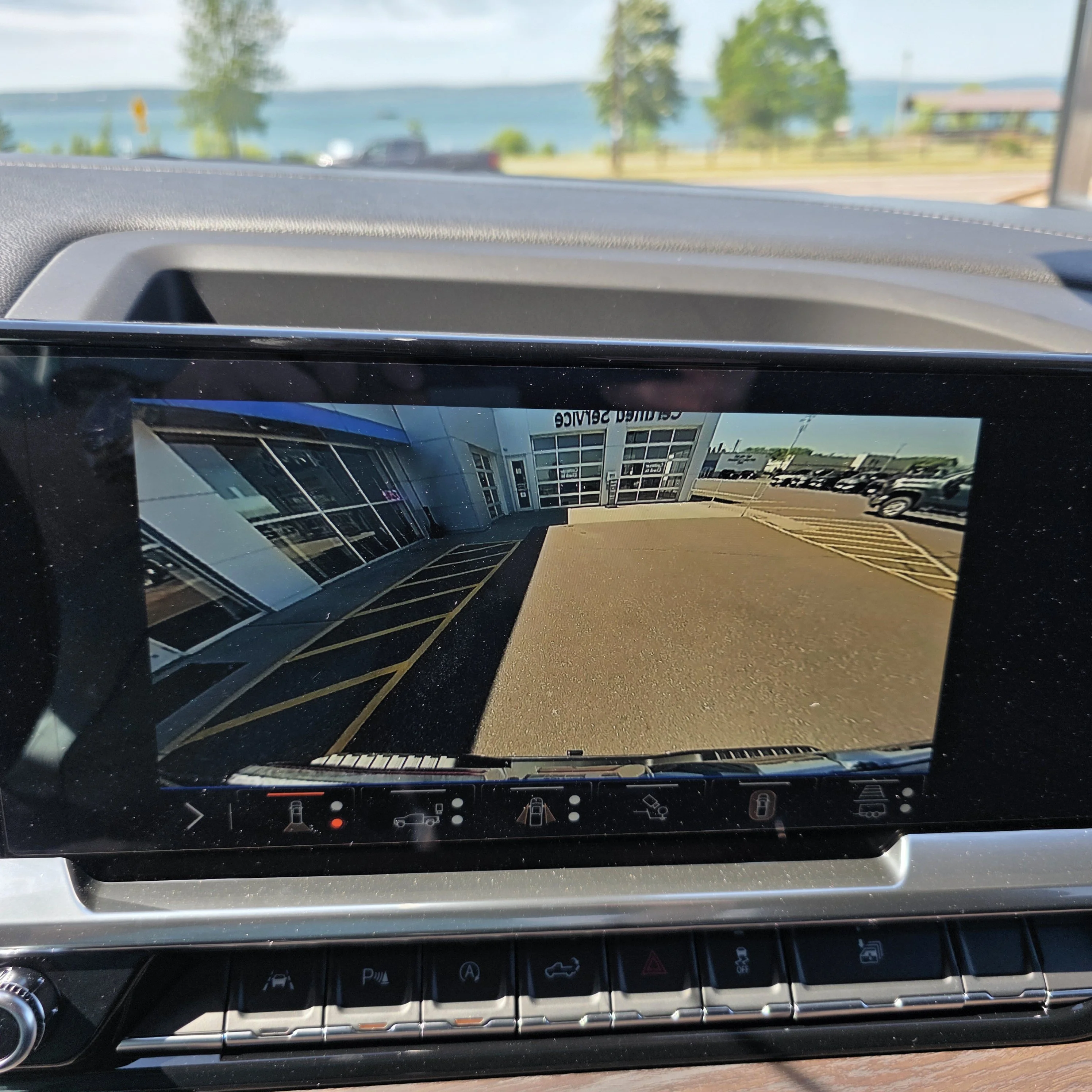2026 GMC Sierra 1500 SLT - Photo 12