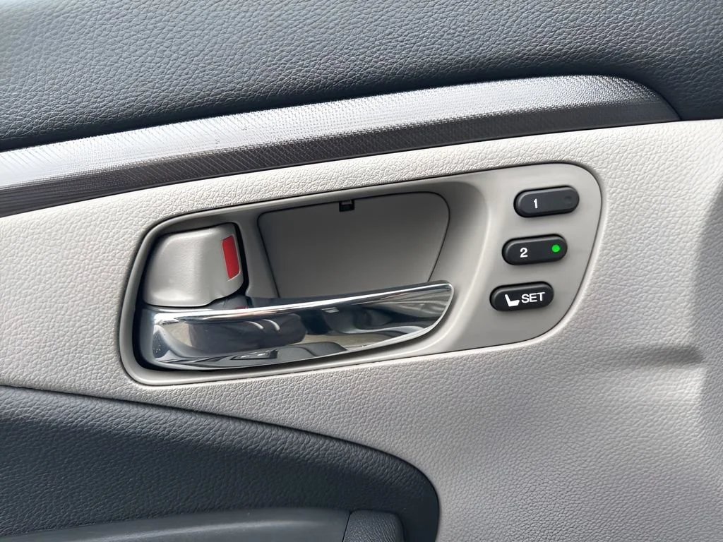 Used 2023 Gray Honda RTL-E image 12