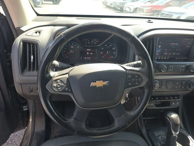 Used 2022 Gray Chevrolet Z71 image 8