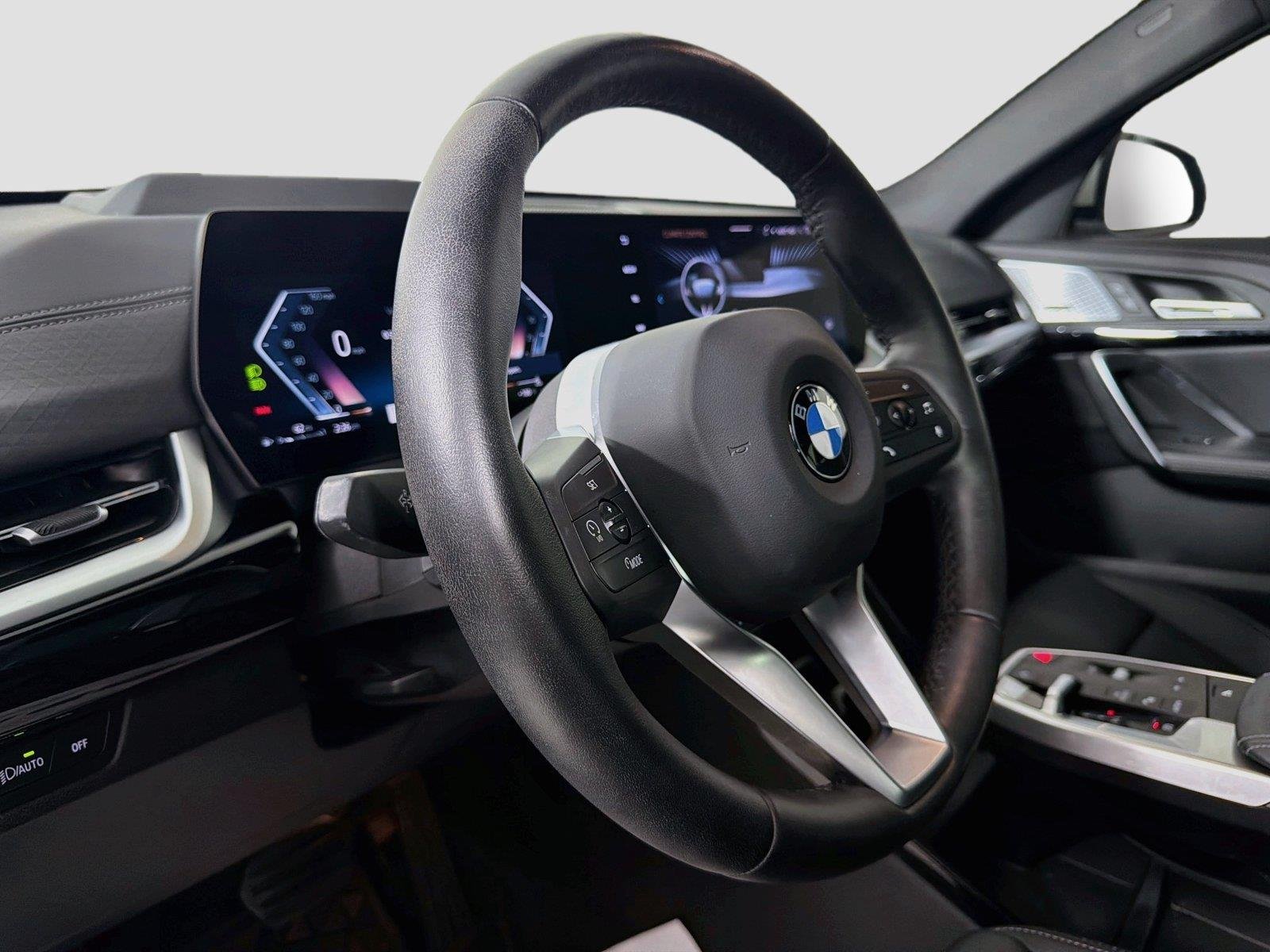 Certified Used 2025 Mineral White Metallic BMW xDrive28i image 9