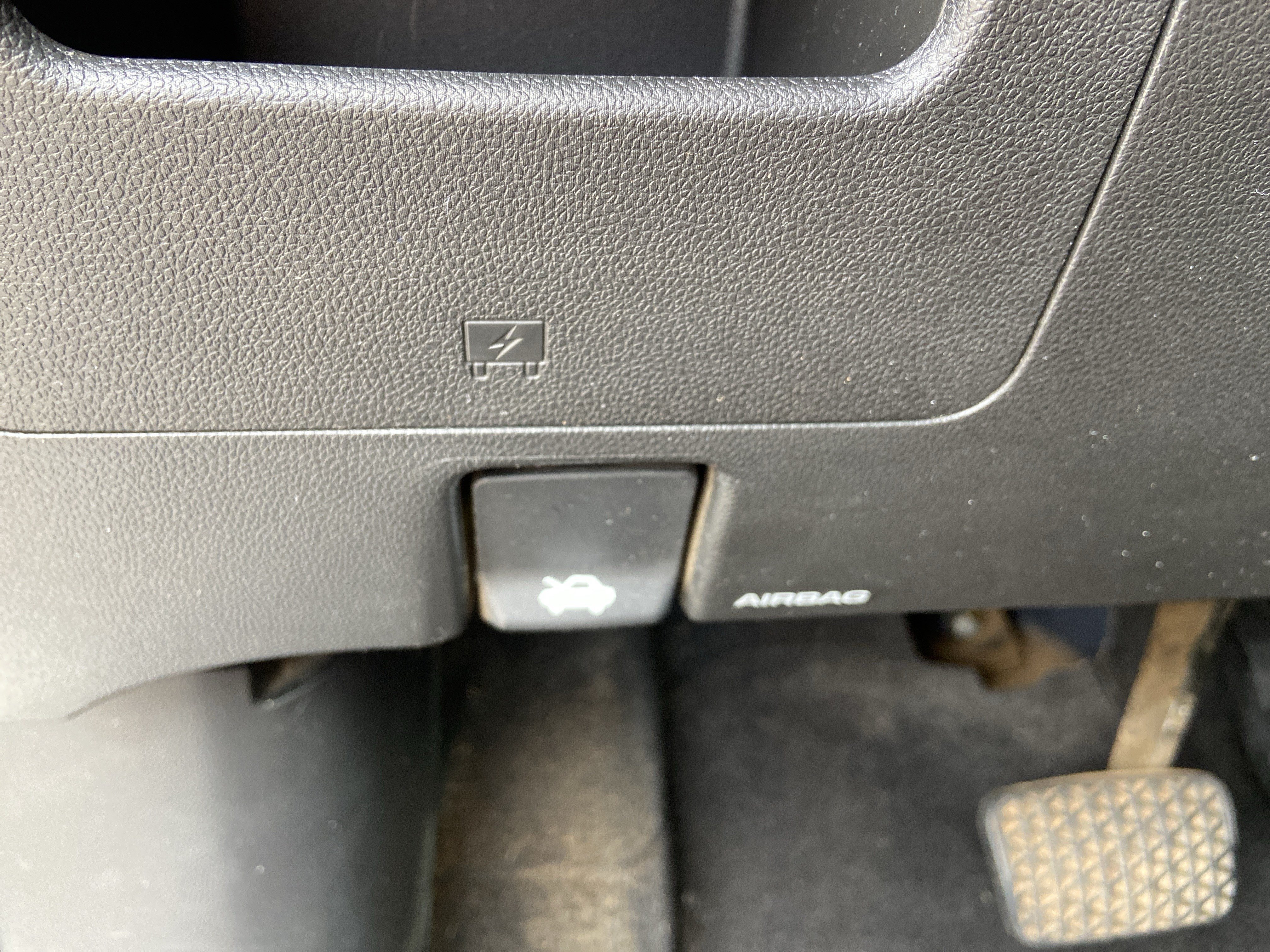 Used 2021 Summit White Chevrolet LS image 42