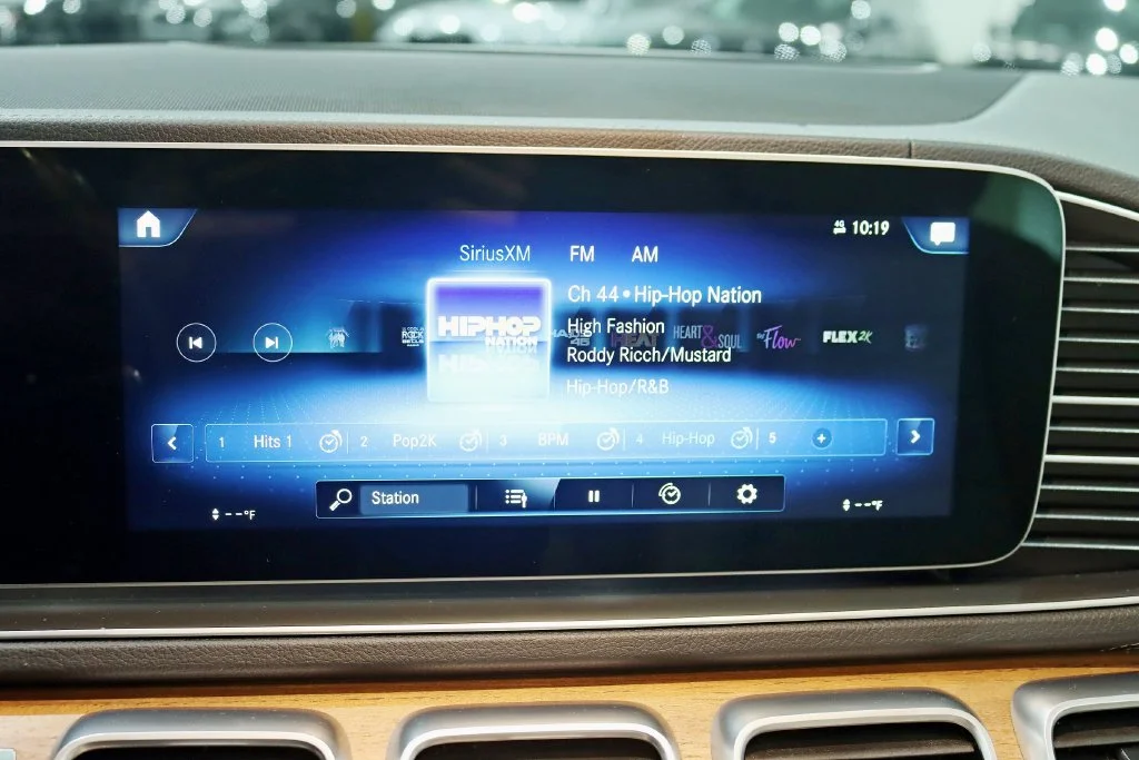 Used 2022 Green Mercedes-Benz GLS 450 image 20