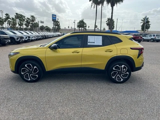 Used 2025 Nitro Yellow Metallic Chevrolet 2RS image 5