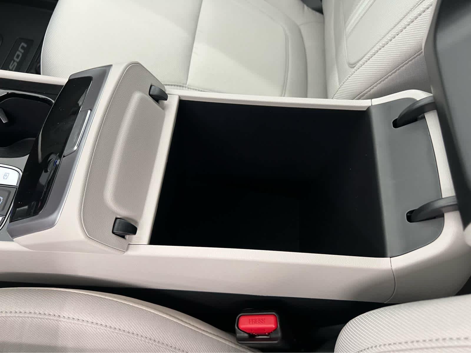 2025 Hyundai Tucson SEL - Photo 25