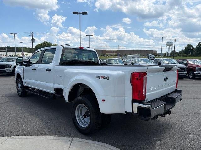 New 2026 Oxford White Ford F-350® XL image 5
