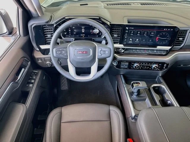 2026 GMC Sierra 1500 SLT - Photo 16