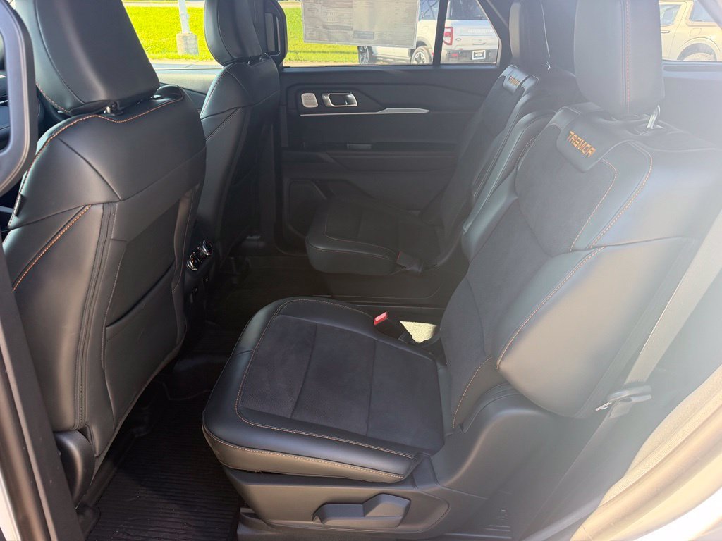 2026 Ford Explorer Tremor - Photo 15