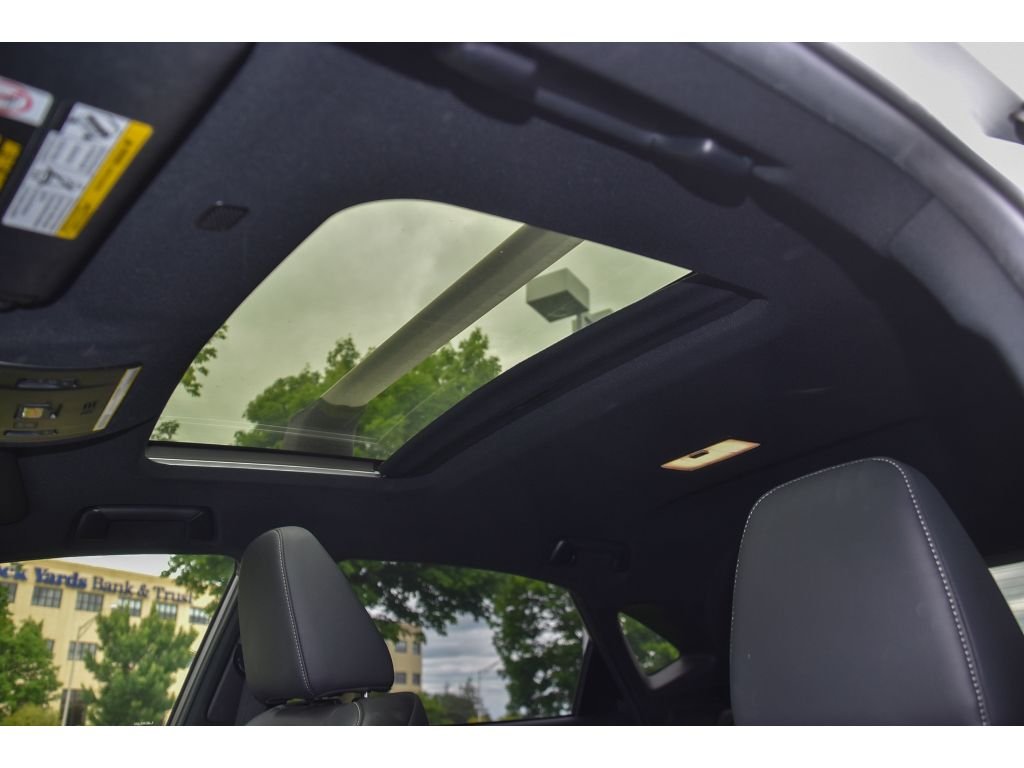 Used 2020 Ultra White Lexus F SPORT image 15