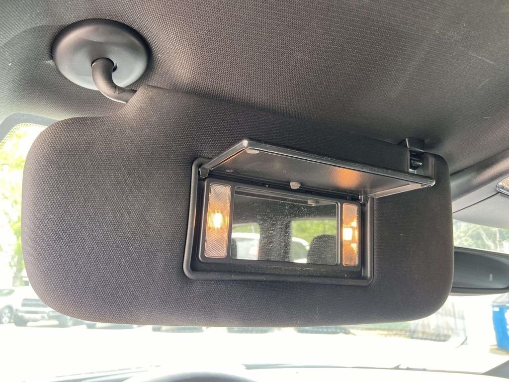 Used 2017 Black Jeep Laredo image 27