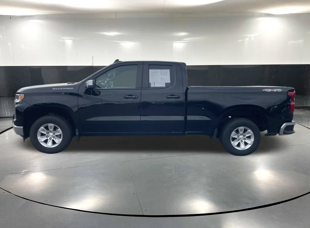 Used 2024 Black Chevrolet LT image 7
