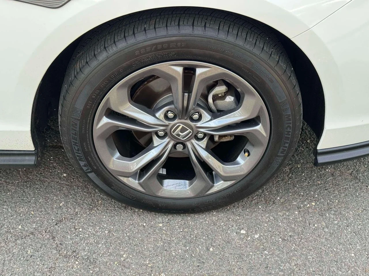 2023 Honda Accord EX - Photo 9