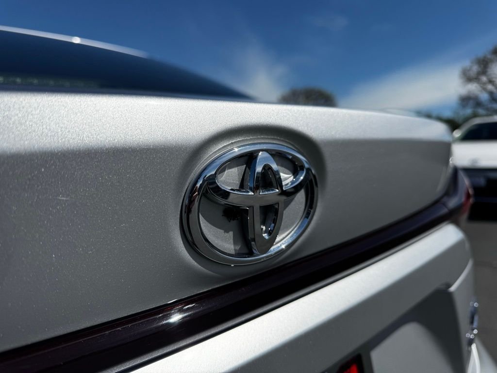 2026 Toyota Corolla LE - Photo 12
